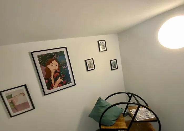 Freshly Renovated In Trendy Area L Hg21